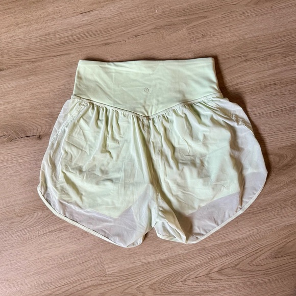 NWOT lululemon high rise yoga shorts
